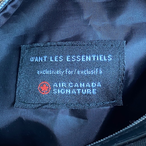 NWOT WANT LES ESSENTIELS Black Canvas Travel Bag Pouch - Picture 12 of 12